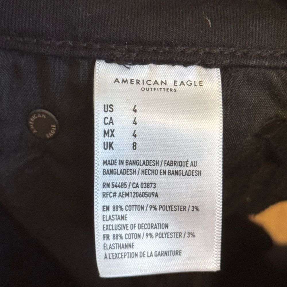 American Eagle Outfitters - Black Distressed Jean Shorts - Picture 4 of 4